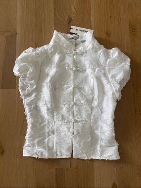 Commense White Textured Mandarin Collar Short Sleeve Top